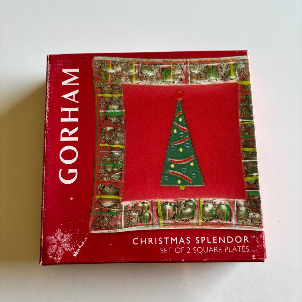 Gorham Christmas Splendor Set of 2 Square Crystal Plates, 6” - Picture 9 of 11